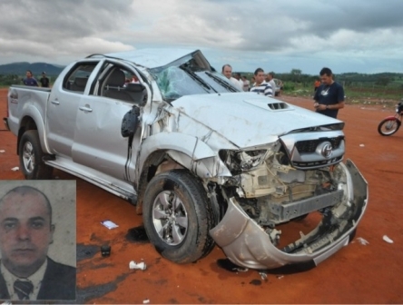 Carro destruído (Foto: Alagoas na Net)